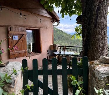 Theus House | Maisonnette avec terrasse et vue imprenable