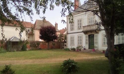 Seurre Bed & Breakfast | Manoir de la Saône