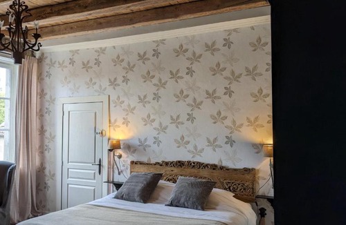 Fougerolles Bed & Breakfast | Manoir La Cerise