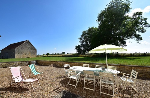 Moussy Villa | Mansion in Burgundy near Morvan Natural Park