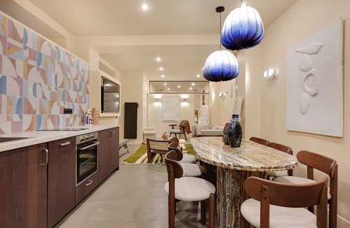Marais Apartment | Marais Rue Archives next to Picasso Museum, Place des Vosges,and Rue de Bretagne