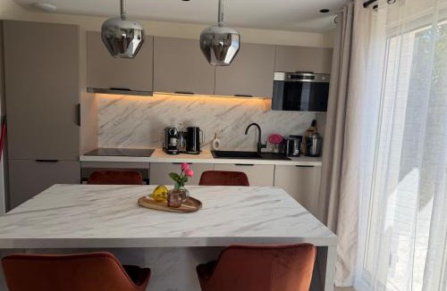 Biscarrosse Apartment | Marathi Signature Spa privatif Parking Clim Centre -ville