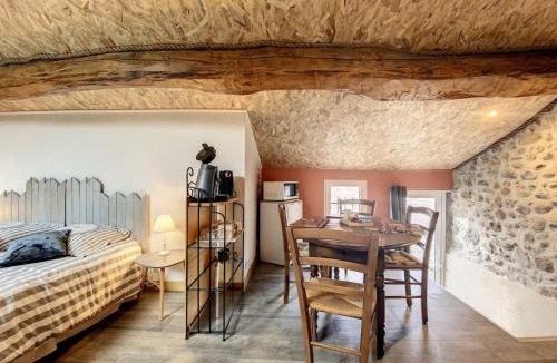 Sampzon Bed & Breakfast | Marina Chambres d'Hôtes Familiale
