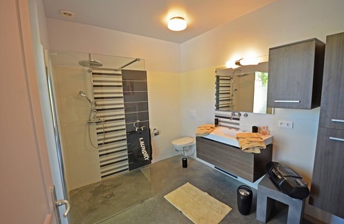 Lamotte-du-Rhone House | Mas 24 à 30 p 10 chb wifi Pisc.chauffée jardin clos - Sono pour soirée