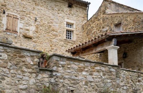 Roche-Saint-Secret House | Mas au cœur de la Provence, paradis isolé à l'Etournelle