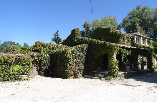 Taillades Cottage | MAS D'ANGE EN PROVENCE at the foot of the Luberon, beautiful, quiet, picturesque house,