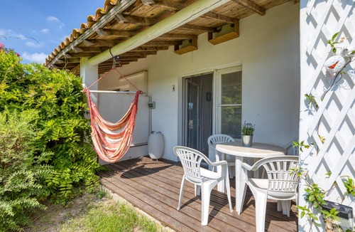 Saintes-Maries-de-la-Mer House | 'Mas Des Cypres - Mazet 4' with Private Terrace, Shared Garden and Wi-Fi