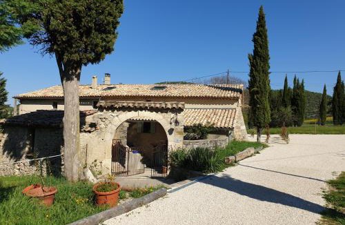 Montbrun-les-Bains Bed & Breakfast | Mas de Reilhanette