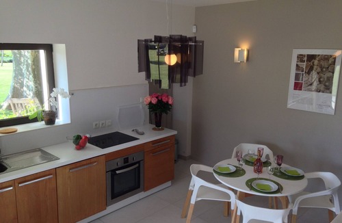 Cairanne House | Mas des Akènes (2 gites for 2 people, children not admitted)