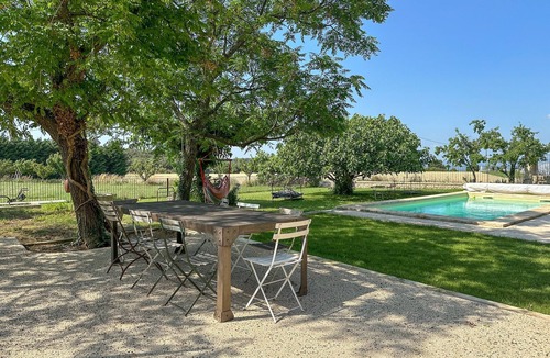 Clansayes Ski Chalet | Mas des Carrières – Provençal Holiday Home with Pool & Large Garden – Clansayes