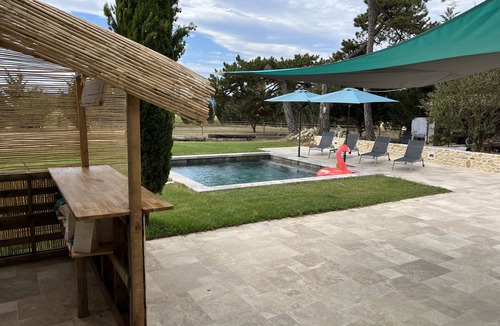 Charols House | Mas Provençal Authentique Avec Piscine Bali