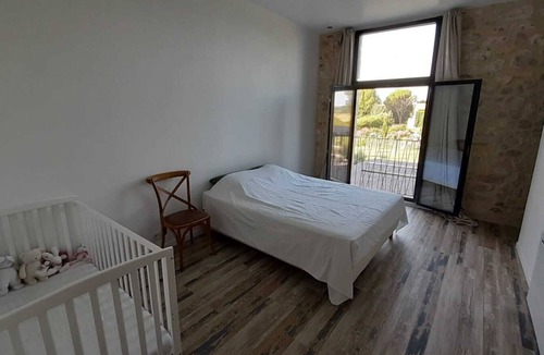Lamotte-du-Rhone House | Mas Provençal Avec Piscine 8p + 1 Bébé