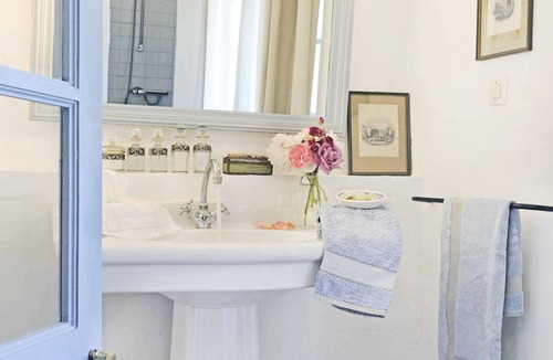 Aubignan House | Mas Provencal, quiet and very spacious with private pool and large garden.,