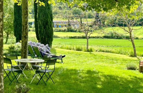 La Begude-de-Mazenc Bed & Breakfast | Mas1850 en Drôme provençale