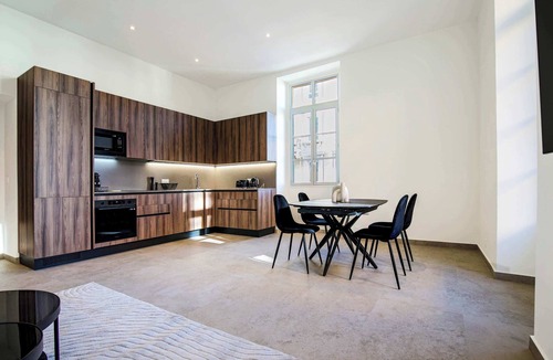 Jean-Medecin Apartment | Massena Infinity