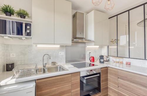 Quartier Centre Ville Apartment | Massy - AC - RER B&C - Easy Check-in