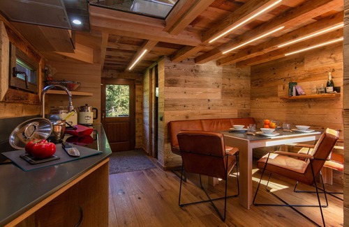 Les Houches Ski Chalet | Mazot du Mont-Blanc w/View, Terrace & Stove, (Sleeps 4), Chamonix, France