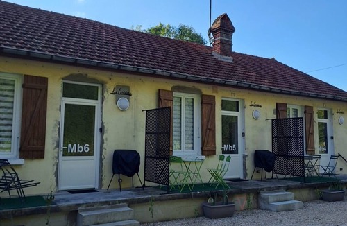 Damparis Apartment | "Mb4" Home-like living-full T2+private parking lot