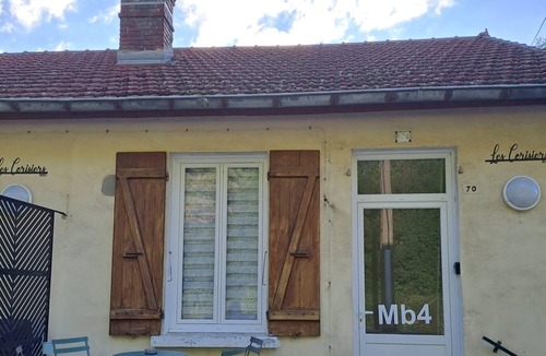 Damparis Apartment | "Mb4" Home-like living-full T2+private parking lot