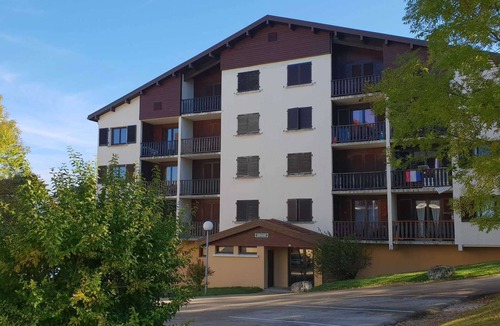 Metabief Apartment | METABIEF -GENEVRIERS - Bat Les Gentianes Apartment 6 Pers