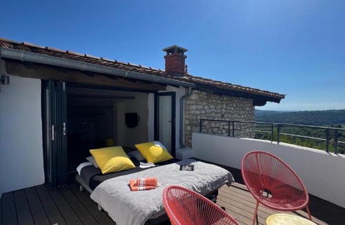 Methamis House | Metafort