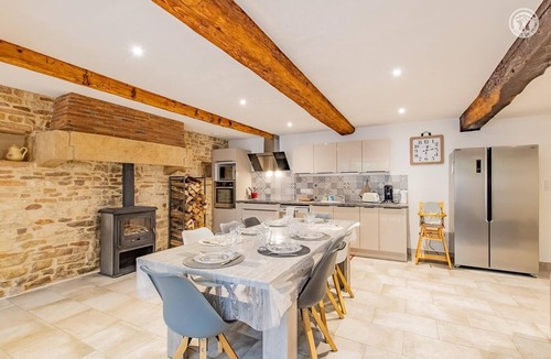 Hurigny House | Micelya - Hurigny - Gîte