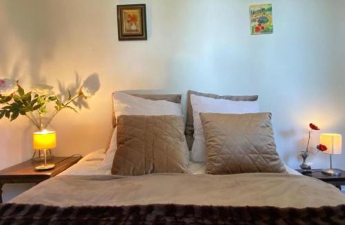 Chieulles Bed & Breakfast | Mirabelle, parking privé clos, petit déjeuner, enfants et animaux bienvenus