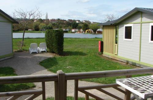 Saint-Boil Other | Mobil-home confortable avec terrasse pour 4 personnes - API-1-52-1059