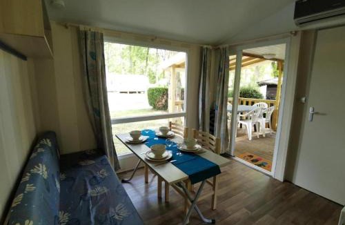 Saint-Cheron House | Mobil Home en Camping proche Paris en Ile de France