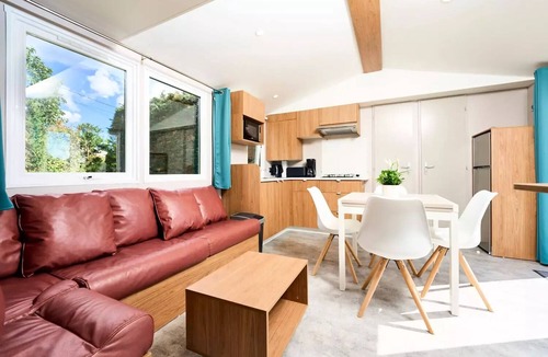 Malemort-du-Comtat House | Mobil-home PREMIUM - 33m² - 2 bedrooms + Air-conditioning (PMR accessible) 4 persons