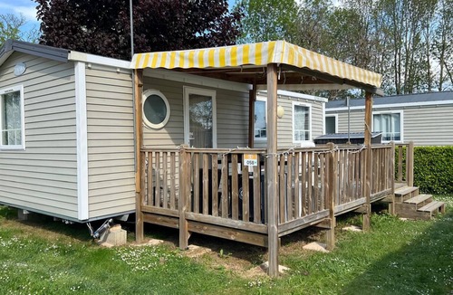 Chateauneuf-de-Galaure House | Mobile home rental in drome in a magnificent 4* campsite