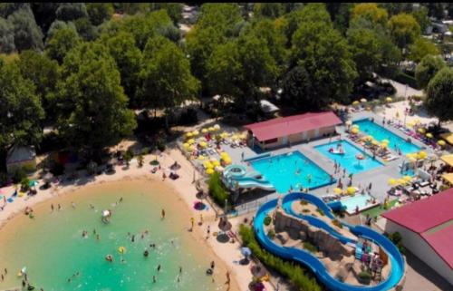 Chateauneuf-de-Galaure Other | Mobile home camping 4 étoiles Drôme