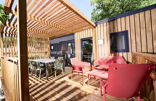Malemort-du-Comtat House | Mobile home PREMIUM - 32 m² - 3 bedrooms + air conditioning 6 people