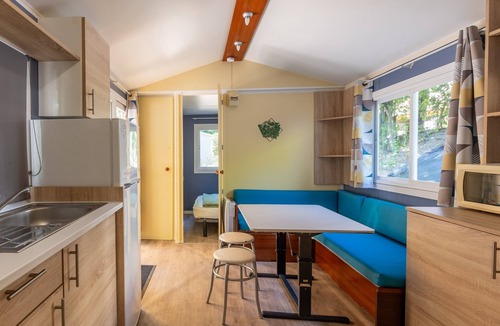 Lavilledieu RV Rental | Mobile Home 'Mobil-home D - 1-6 Pers' with Shared Pool, Private Terrace and Shared Garden