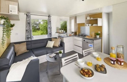 La Douze House | Mobile Home with Terrace for 6 People
