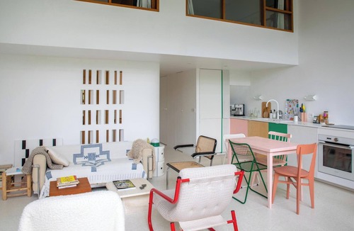 Belleville Apartment | Modern 2BD Apartment with Balcony, Buttes Chaumont