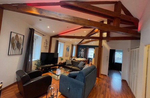 Epinal Apartment | Modern apartment in central Épinal, 2-4 pers