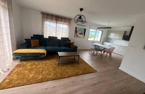 Saint-Clair-du-Rhone Apartment | Modern family with Pilat view - AC and Parking NEW