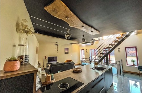 Baccarat House | Modern Loft with Jacuzzi and Roof Top in Baccarat