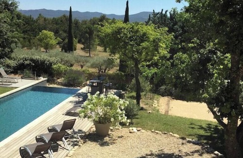Puget House | Modern loft with pool near Lourmarin