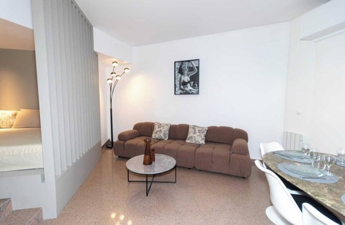 Quartier de la Roquette Apartment | Modern Parisian apartment Center of Paris