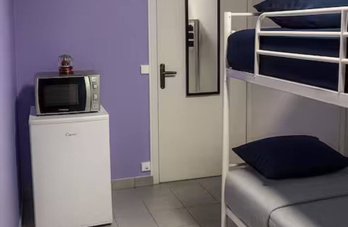 Bretigny-sur-Orge Apartment | Modern room sleeps 14 + kitchen and terrace