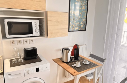 Quartier Atlantis Apartment | Modern studio, 3 min walk from MASSY-TGV STATION