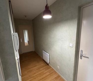 Up 1.5 Saint-Ferreol Apartment | Modern Studio with Large Terrace in Quartier des Tilleroyes, Besançon
