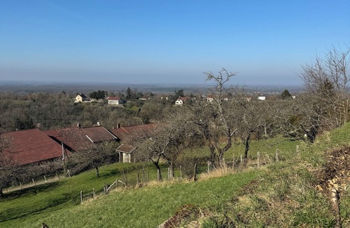 Champagnat Apartment | Modern vacation apartment in Champagnat (Burgundy)