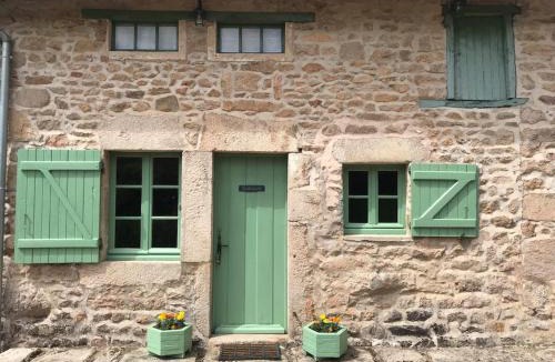Quarre-les-Tombes House | Morvan La Pastourelle