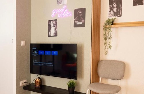 Chalon-sur-Saone Apartment | Music Home# Voyage en Harmonie# centre ville & Gare
