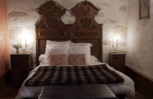 Montanges Bed & Breakfast | Mystère-Château Superior Guest Room