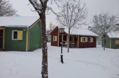 Travexin Cottage | Nature chalet with terrace and parking in Mélisey