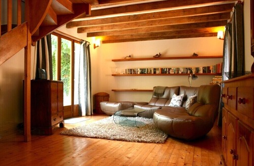 Accolay Cottage | Near Chablis, on the property of a 18C watermill with heated swimming pool